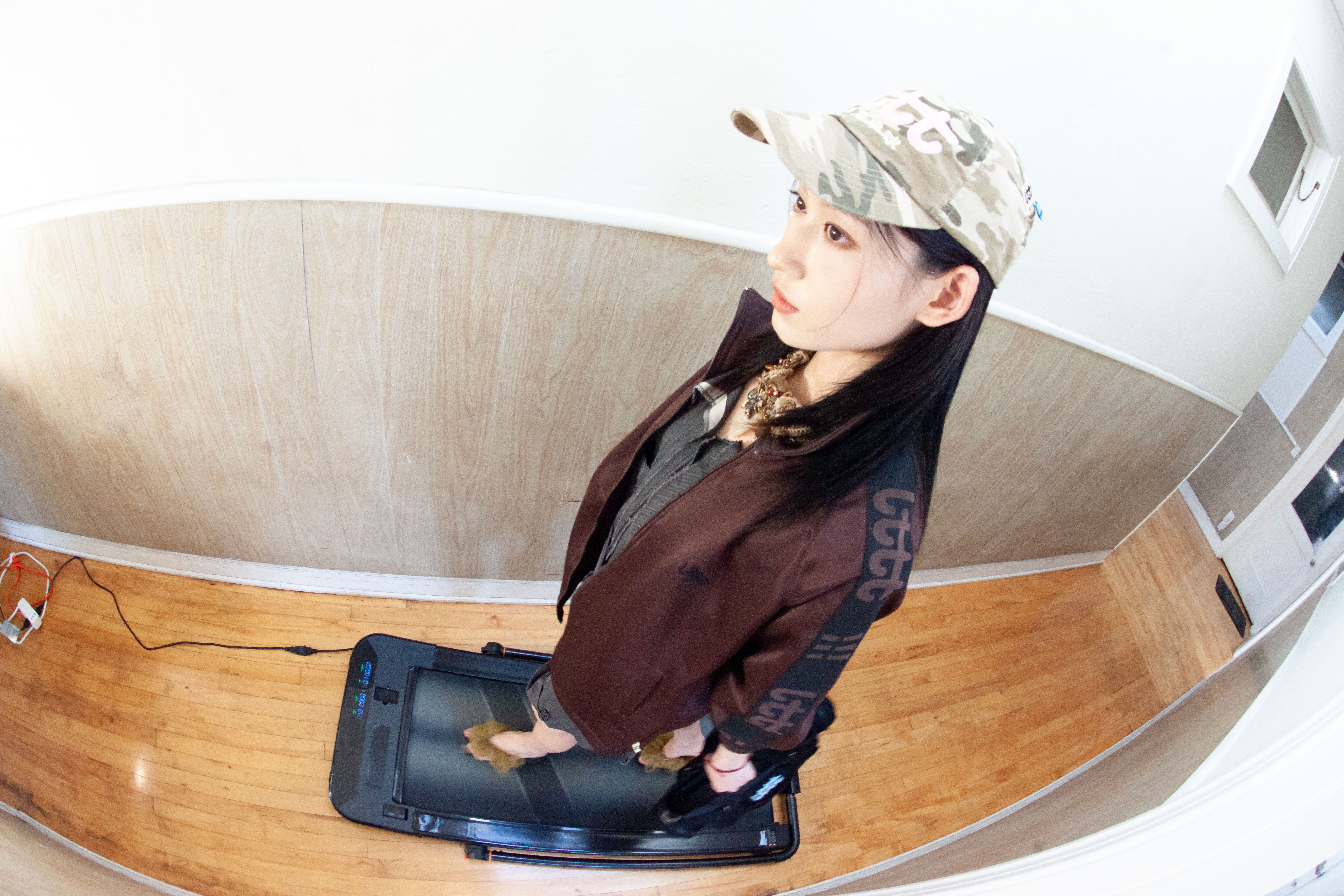 Yezi - More Bright Future - image 10