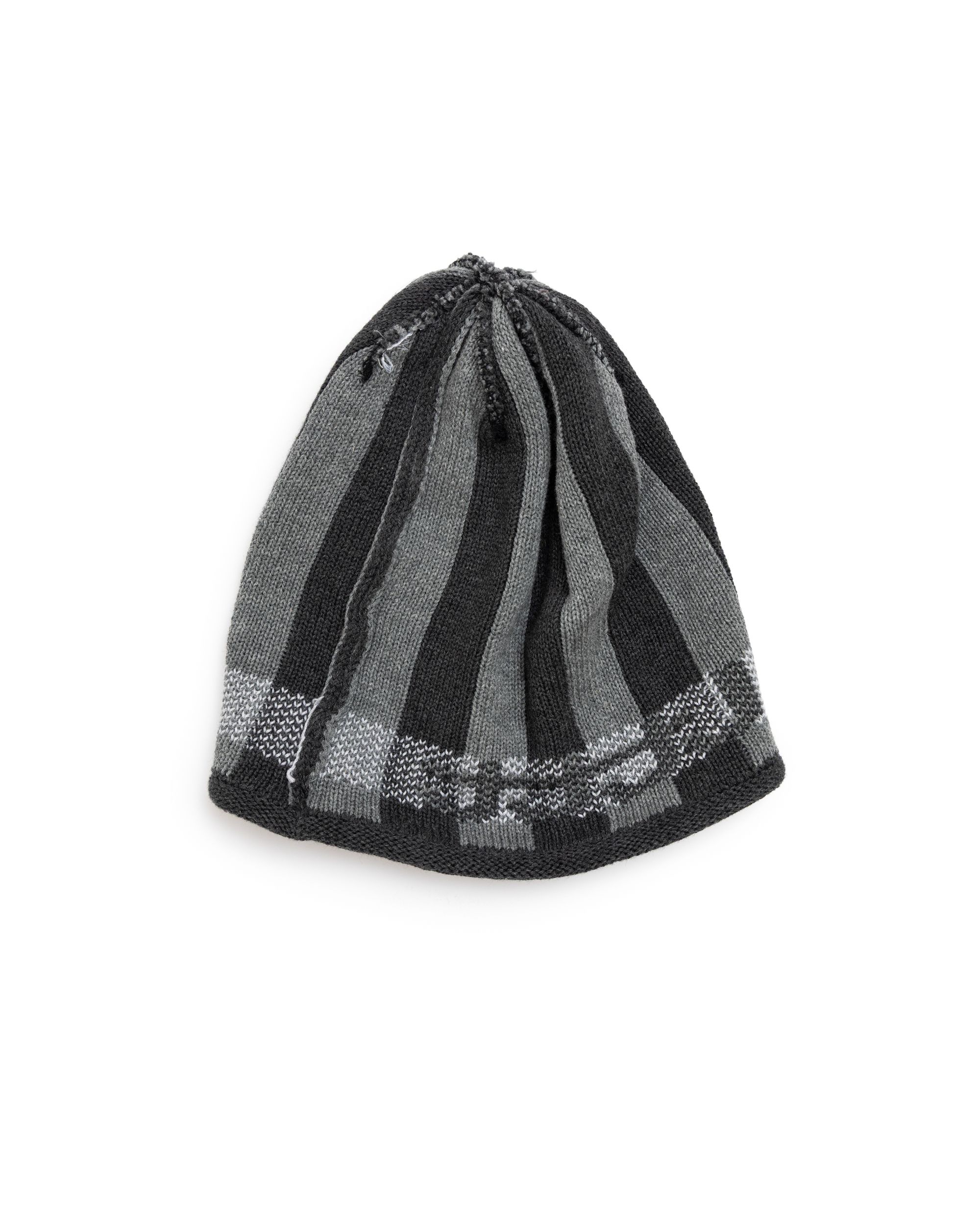 LTTT - KNIT BEANIE - image 5